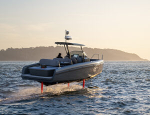 RS Pulse 63 electric RIB in the water.